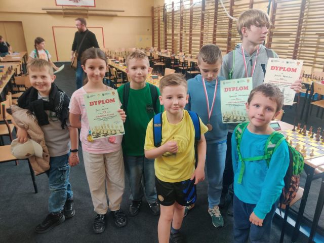 KOLEJNY SUKCES SZACHISTÓW Z SP13