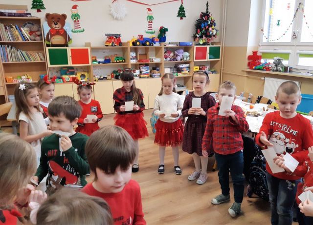 dzielenie się opłatkiem