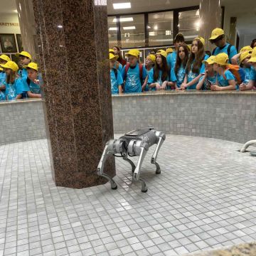 Przyszli inżynierowie z klas piątych na Politechnice Świętokrzyskiej